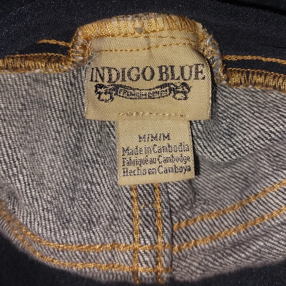 Indigo Blue Maternity Shorts - Picture 3 of 3